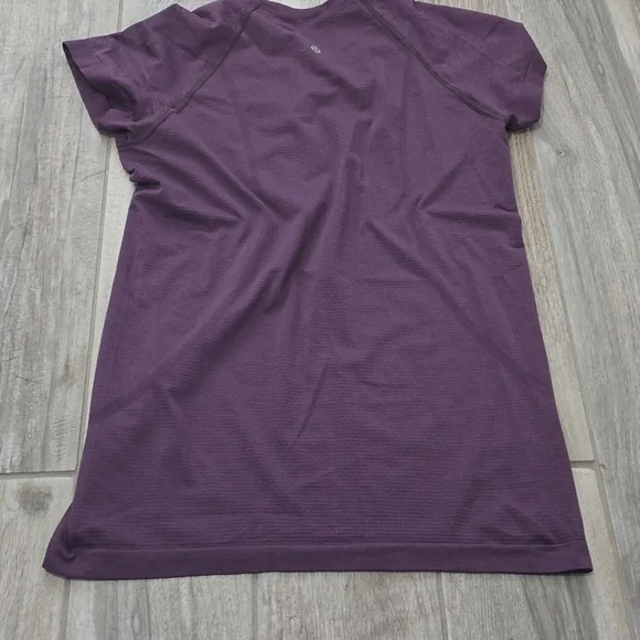 Lululemon Top - Picture 3 of 4